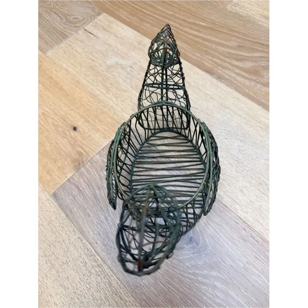 Source Unknown farmhouse wire